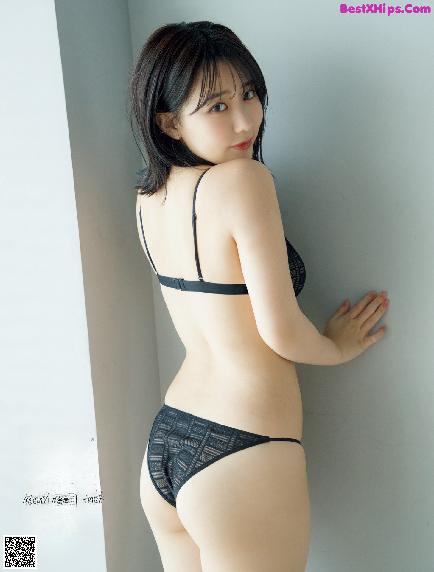 Miku Tanaka 田中美久, FRIDAY 2022.12.09 (フライデー 2022年12月9日号) P4 No.63a8a0 Image No.6